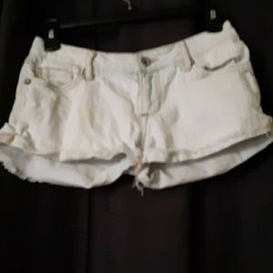 BULLHEAD LIGHT DENIM JEAN SHORTS